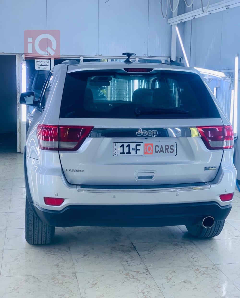 جیپ گراند شیرۆکی